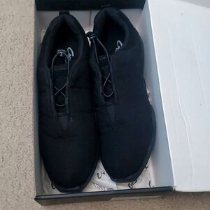 Capezio Split Sole Dance Sneaker - 11